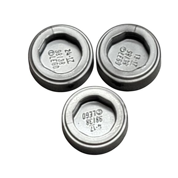 LEGO 5 Coin Tile Round 1x1‎ Lot 3 Pc 98138pb023 Silver Replacement Parts Pieces - Picture 2 of 2